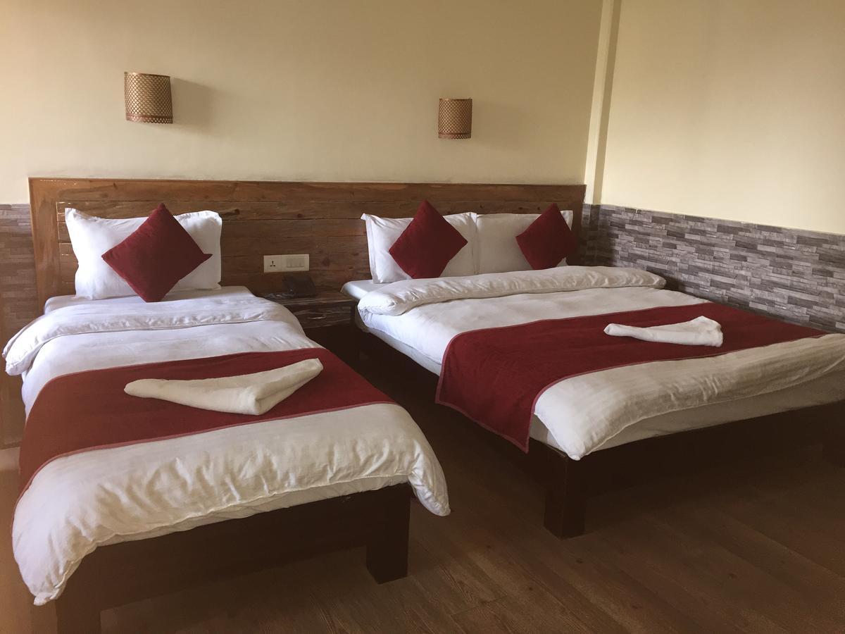 Hotel Splendid View Pokhara Exteriör bild