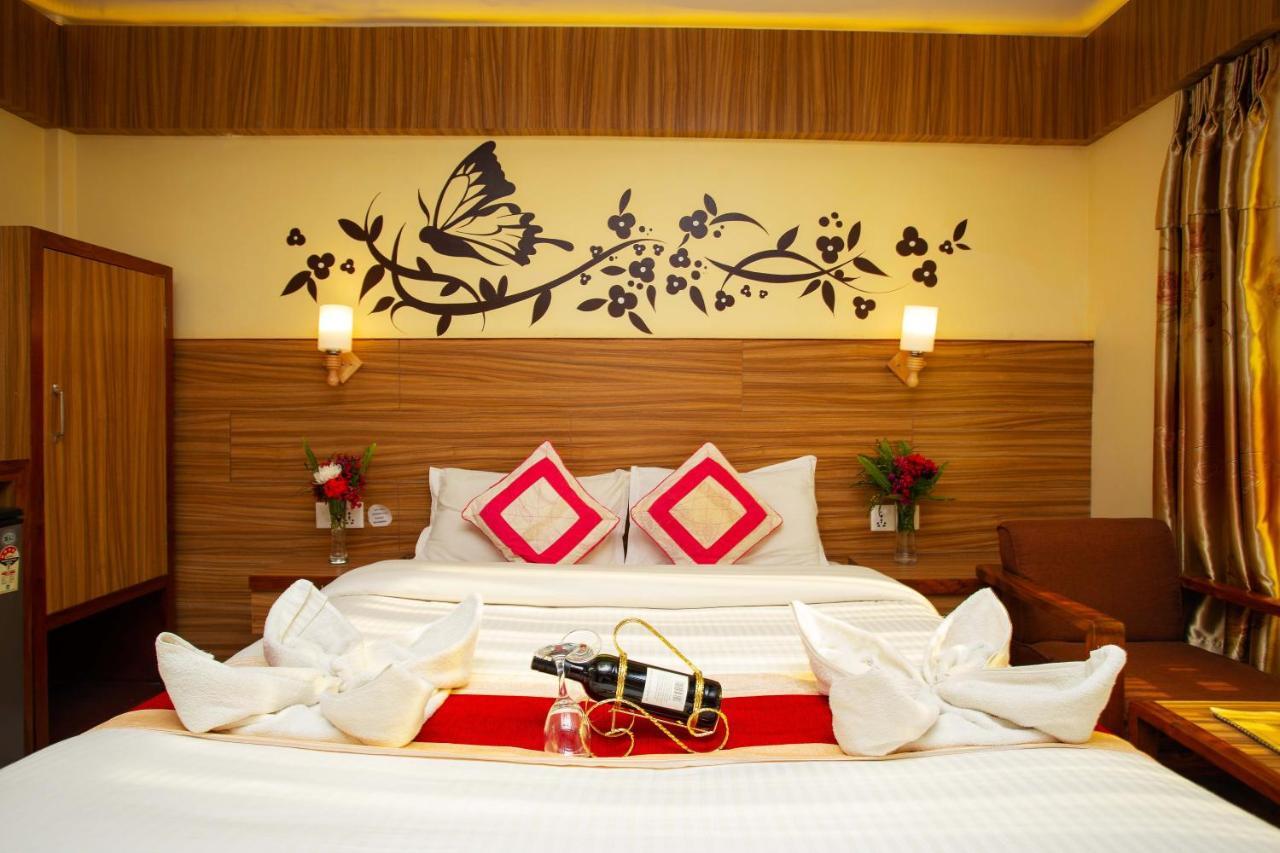 Hotel Splendid View Pokhara Exteriör bild