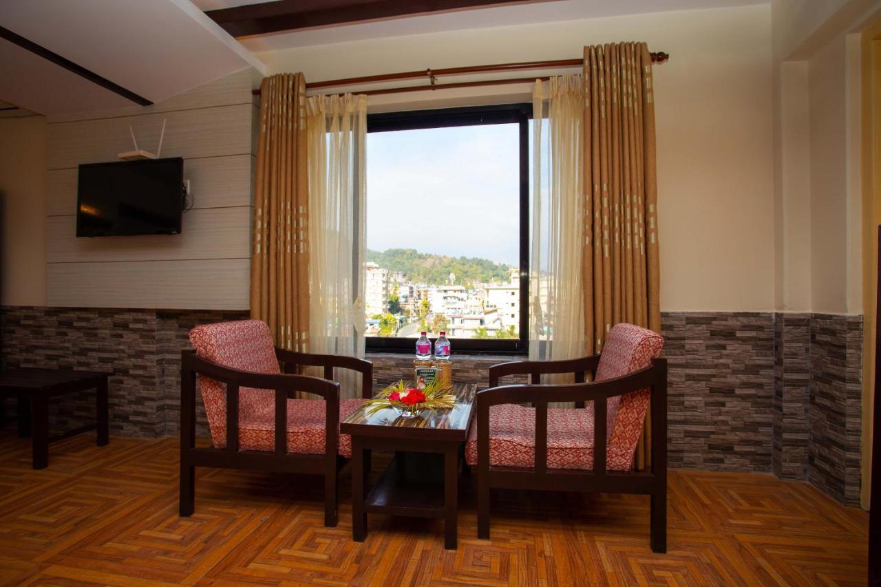 Hotel Splendid View Pokhara Exteriör bild