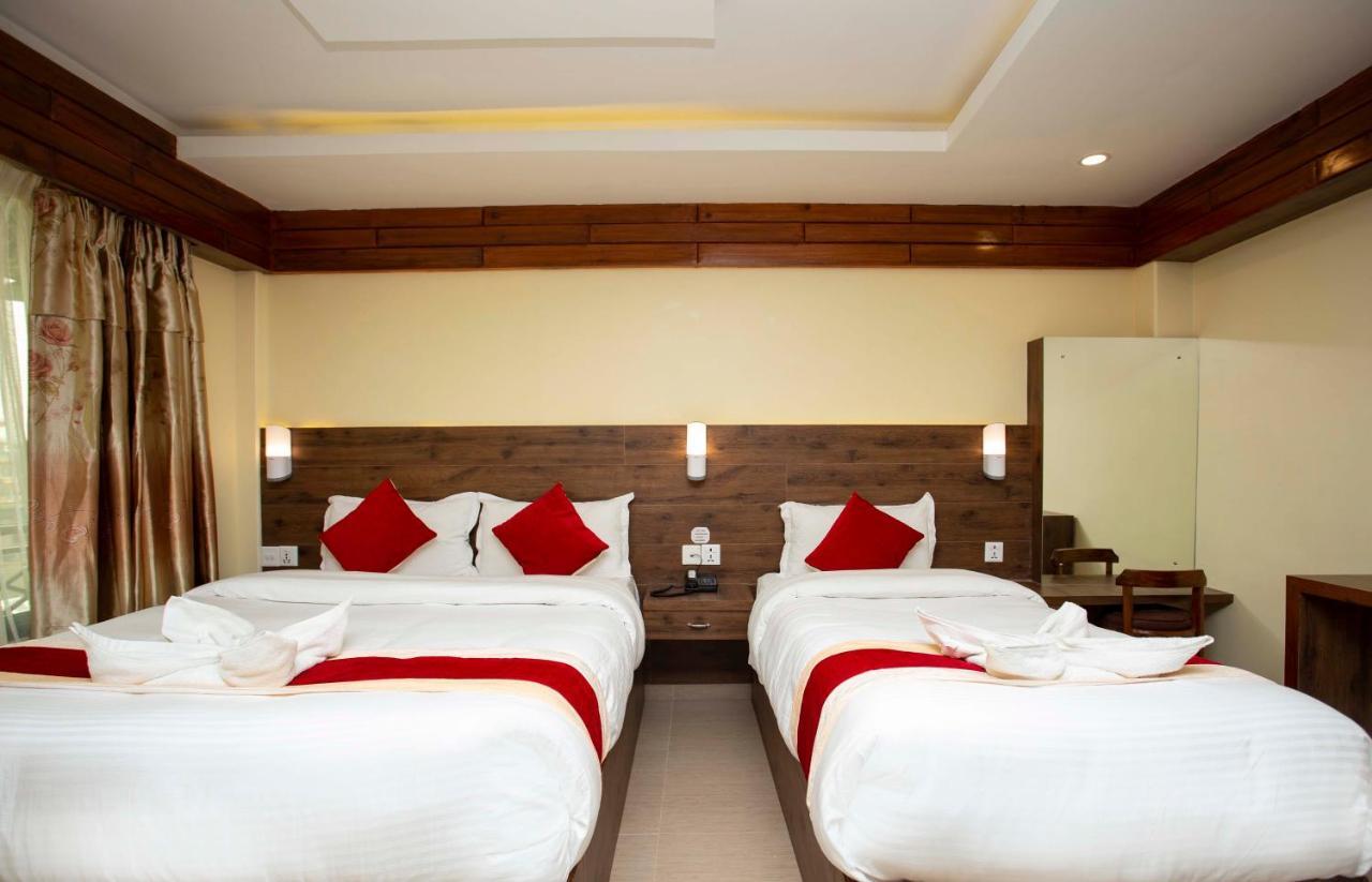 Hotel Splendid View Pokhara Exteriör bild