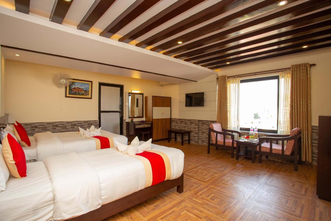 Hotel Splendid View Pokhara Exteriör bild
